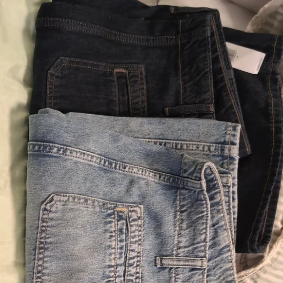 TWO pairs old navy jeans 12 wide leg NWT - Picture 2 of 5